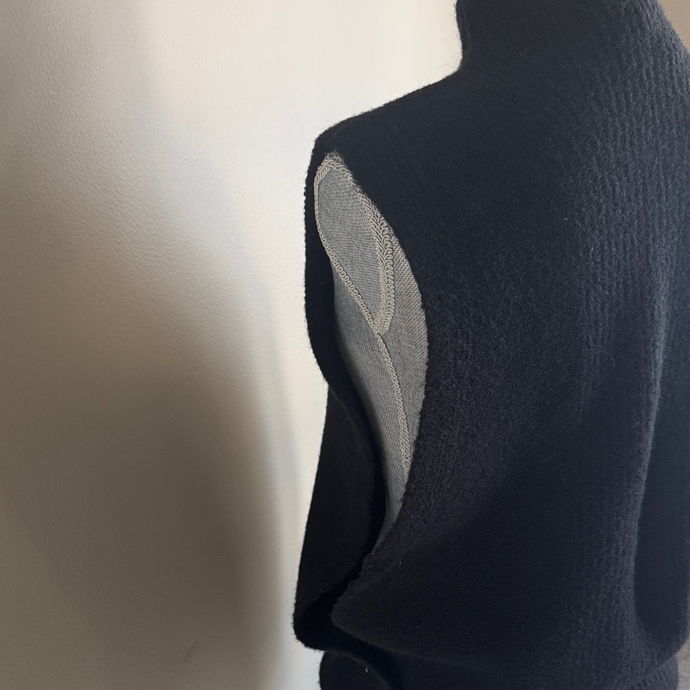 Banana Republic Black Open Sleeveless Turtleneck Sweater - Picture 7 of 8